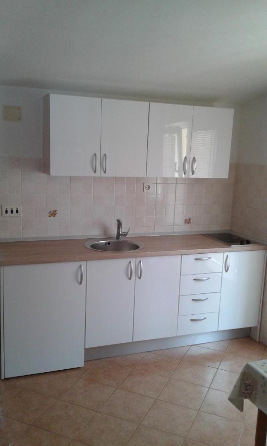 Apartmani Niko Podgora Esterno foto