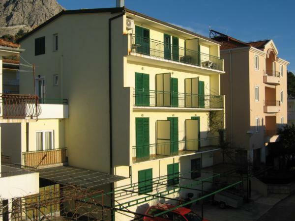Apartmani Niko Podgora Esterno foto