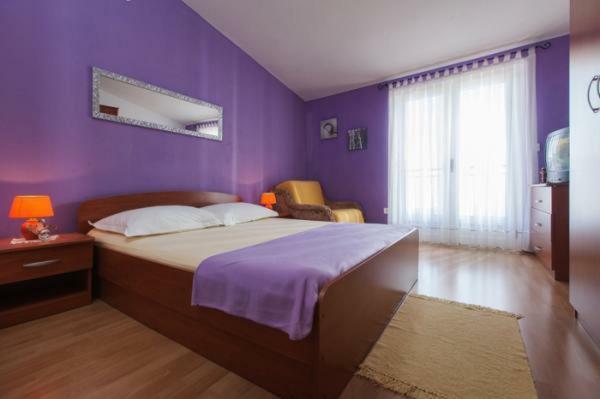 Apartmani Niko Podgora Esterno foto